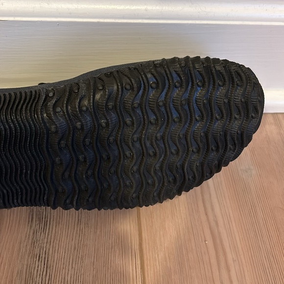 Waterproof bootie - Picture 3 of 5